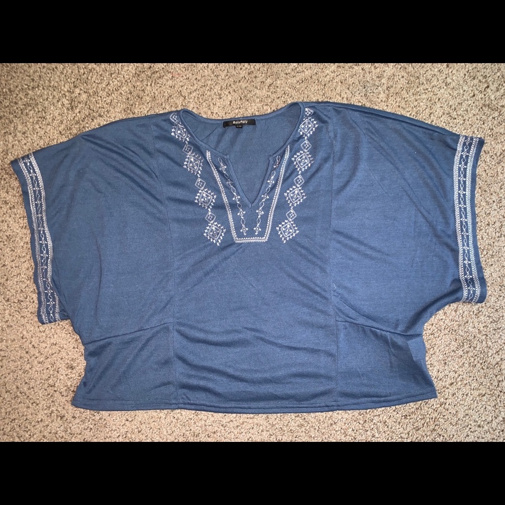 NWT Womens Blue Embroidered Crop Top